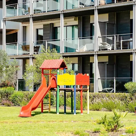 Apartmán Golf , With Garden And Pool *